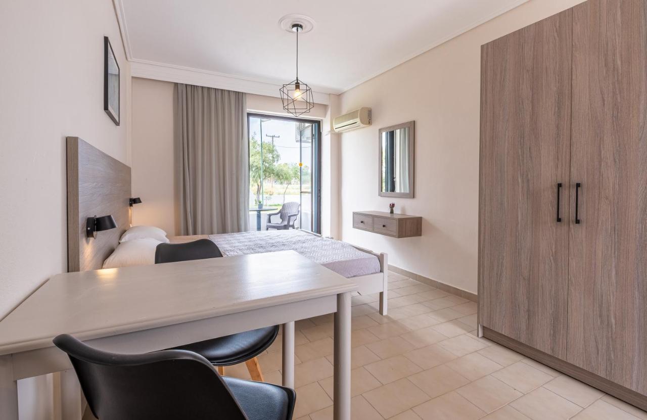 Anthia Apartments Мармари Экстерьер фото