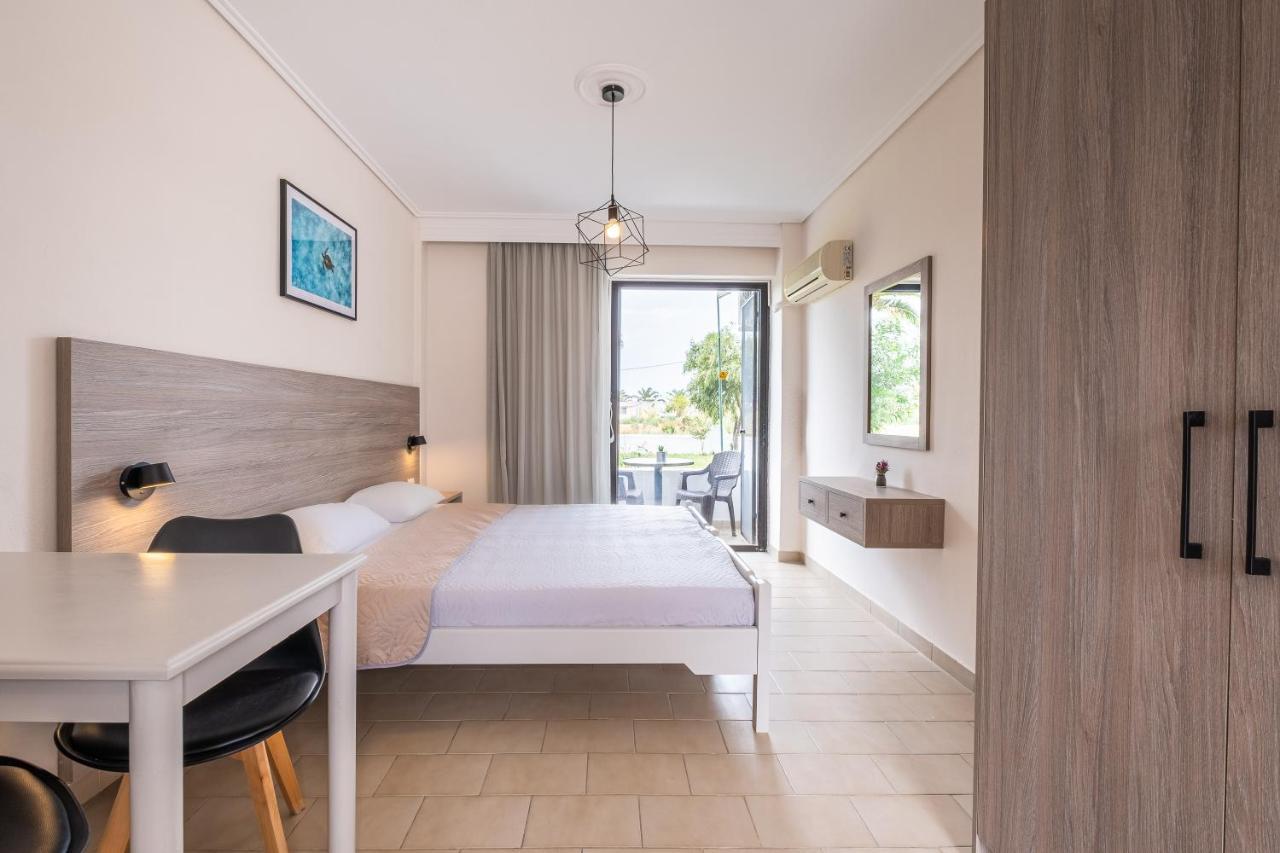 Anthia Apartments Мармари Экстерьер фото