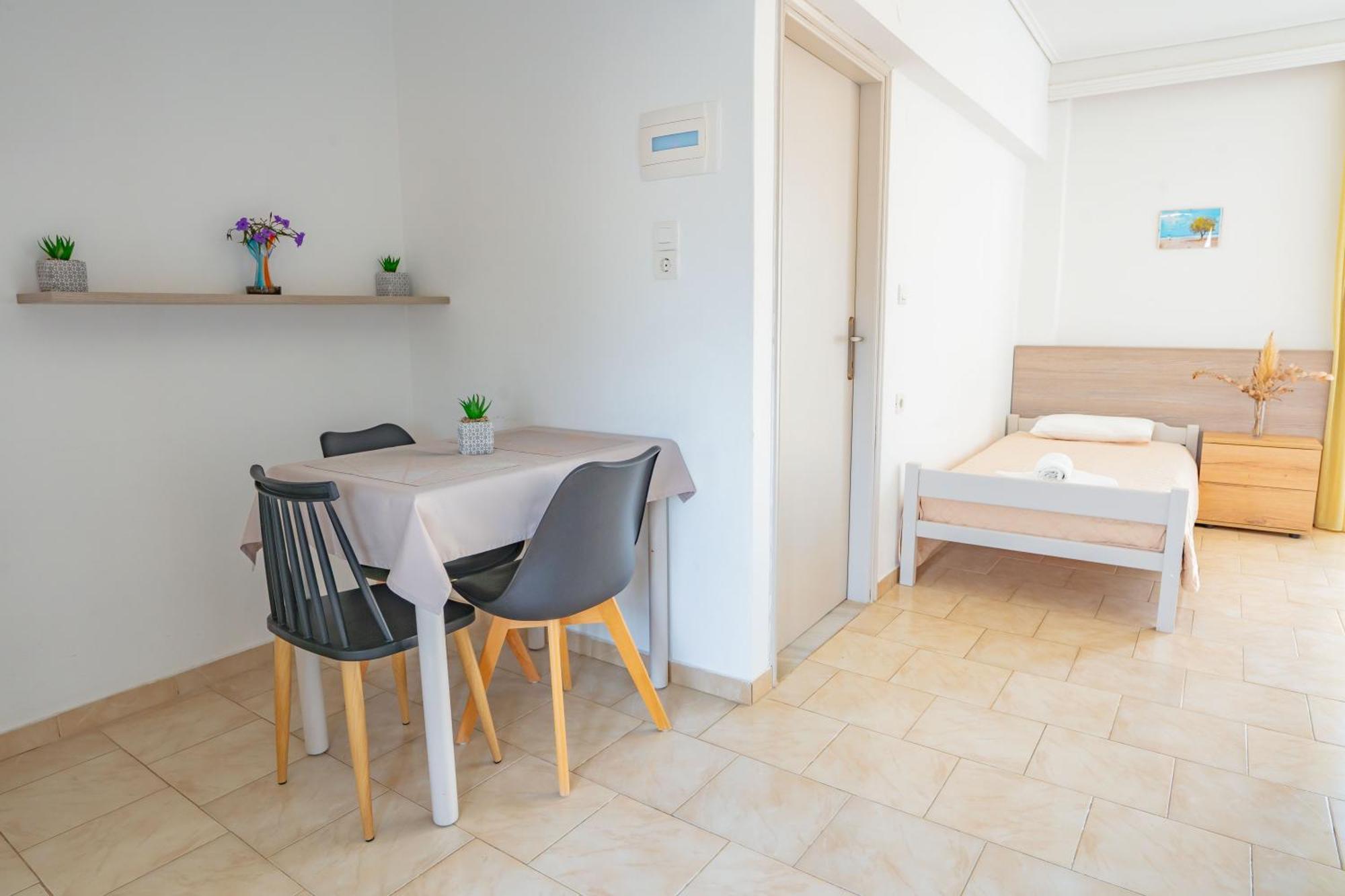 Anthia Apartments Мармари Экстерьер фото